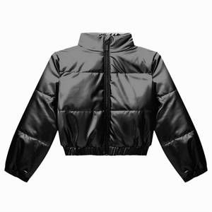 NEW MILON girl's cropped puffer jacket in black
